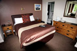Room 7, large double ensuite with king size bed